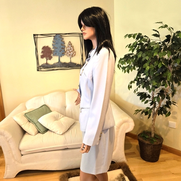 Sunny Names Pale Blue Woman's Business Suit Decorative Zipper Pockets, Size 12 - Picture 3 of 13